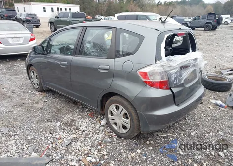 2011 Honda Fit z USA, uszkodzony, nr VIN JHMGE8H33BC007425
